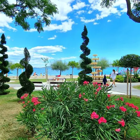 Libre With Private Pool * Kastela