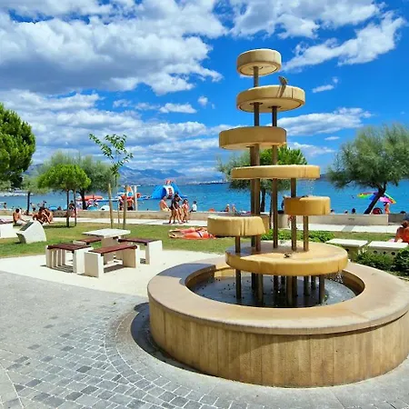 Libre With Private Pool * Kastela